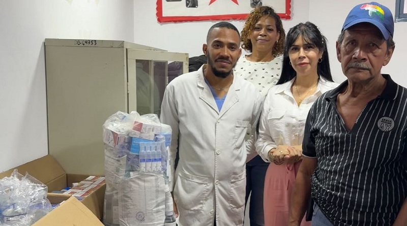 Más de 300 consultorios populares de Caracas reciben insumos médicos