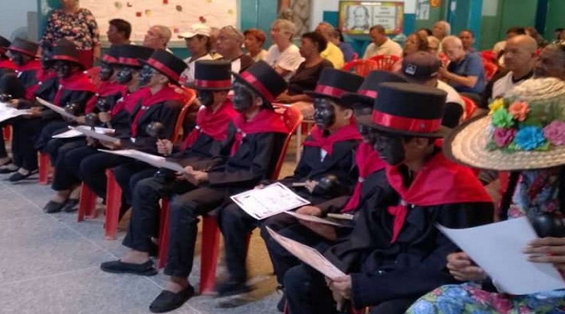 Niñez de Guarenas perpetúa la Parranda de San Pedro